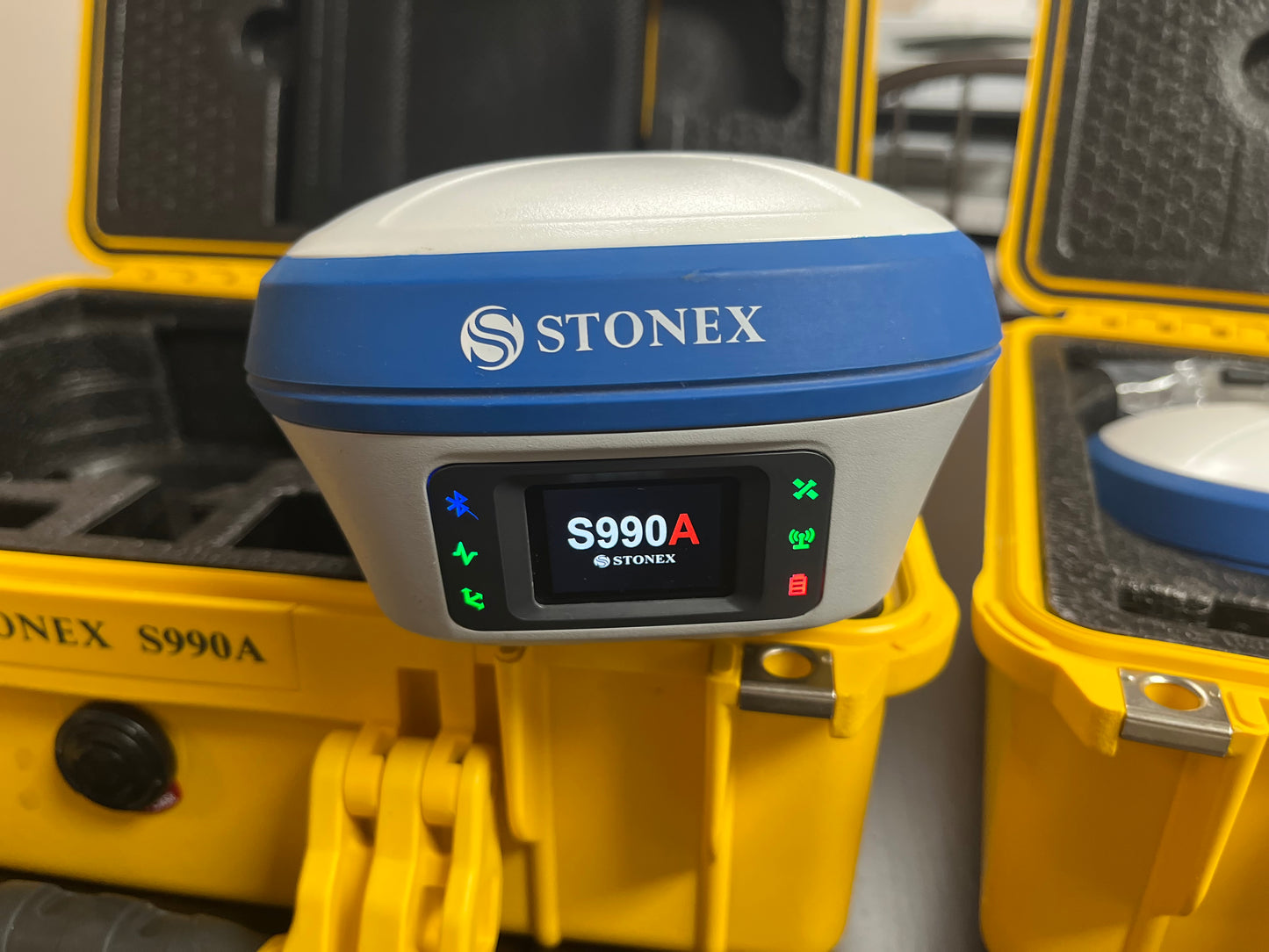 Preowned S990A GNSS Receiver - SOLD